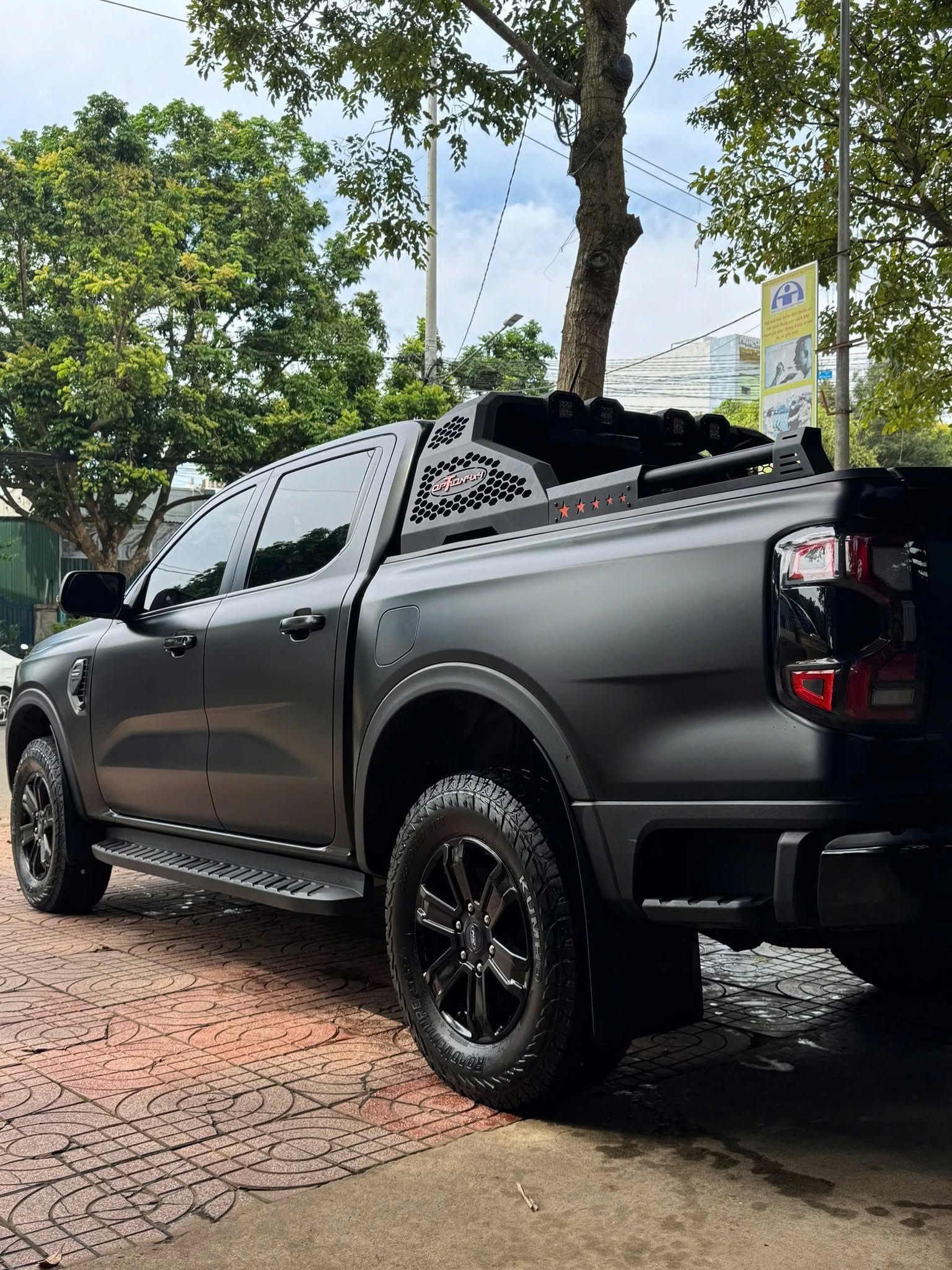 Dán Wrap đổi màu Ford Ranger tại R1 Detailing – diện mạo mới, đẳng cấp mới” - Image 2