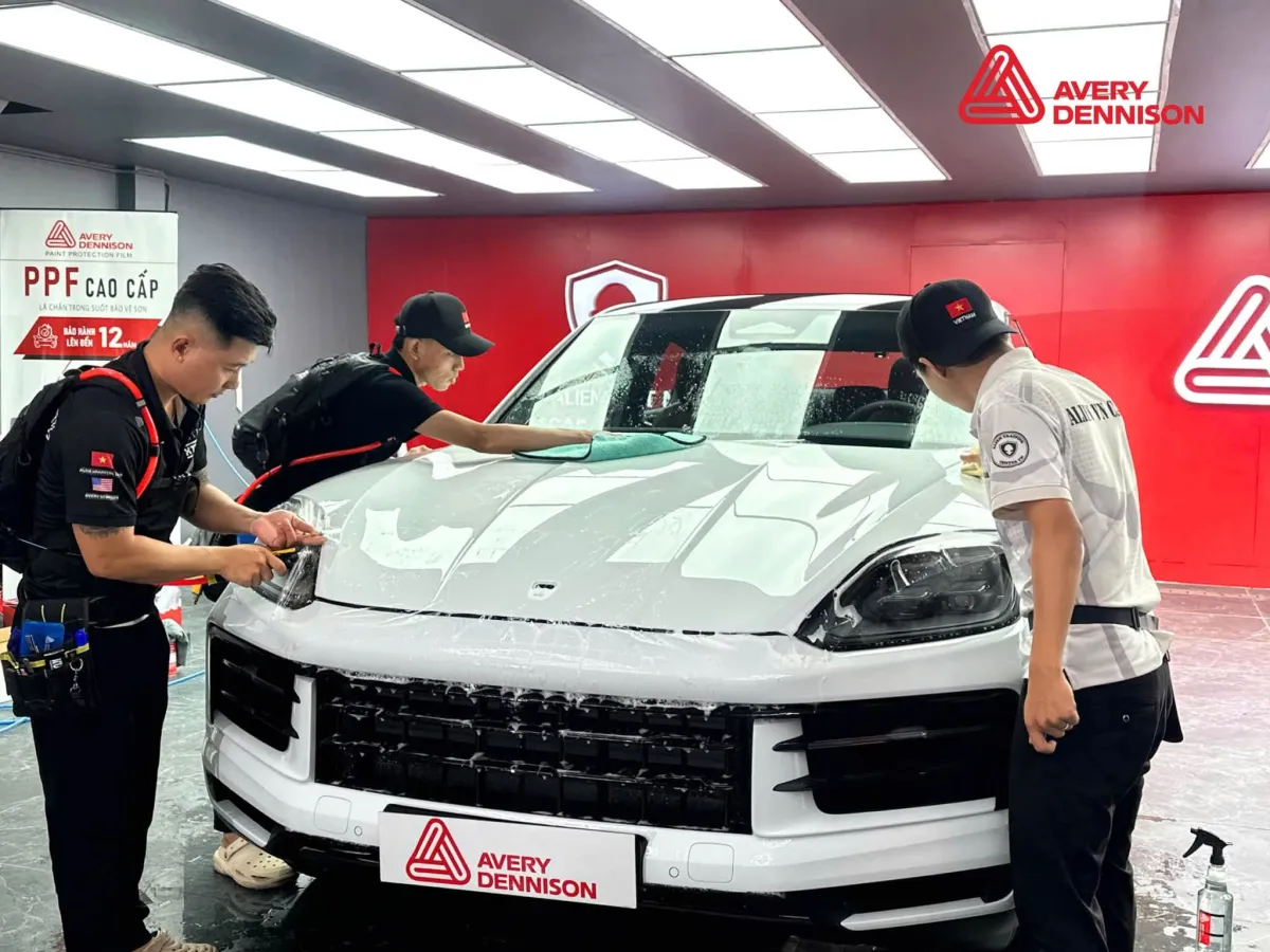 PPF Supreme Xtreme Avery Dennison cao cấp